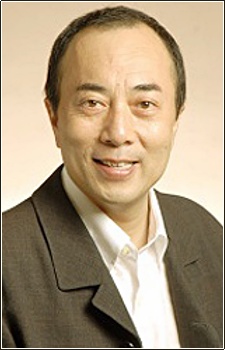 Ютака Накано