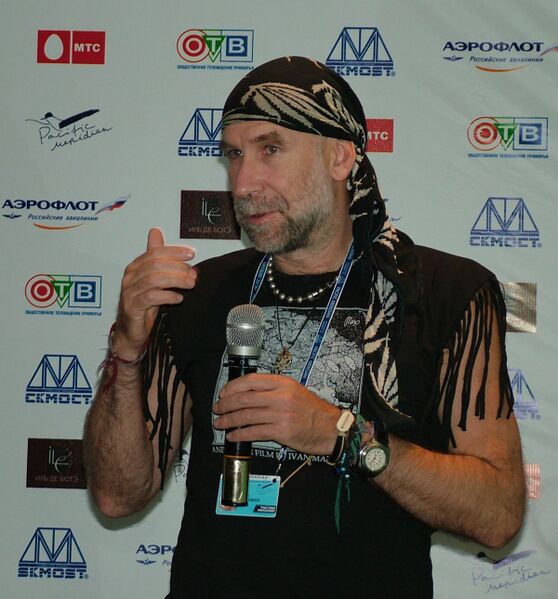 Файл:Иван Максимов на кинофестивале во Владивостоке.jpg